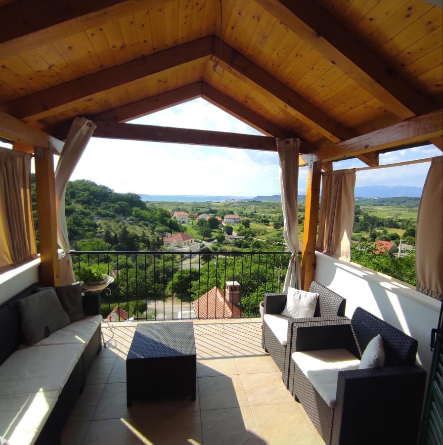 Apartment Cernesa Ražanac Dış mekan fotoğraf