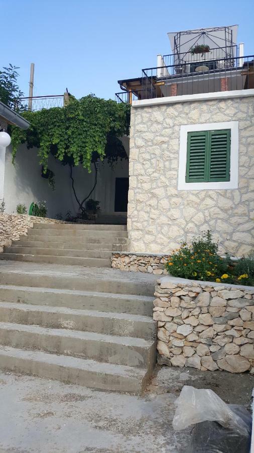 Apartment Cernesa Ražanac Dış mekan fotoğraf