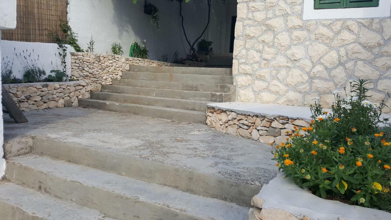 Apartment Cernesa Ražanac Dış mekan fotoğraf
