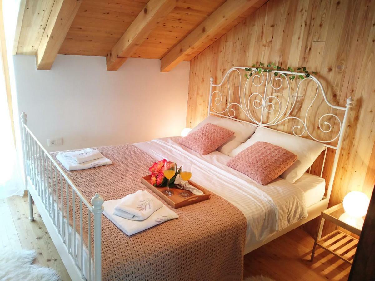 Apartment Cernesa Ražanac Dış mekan fotoğraf