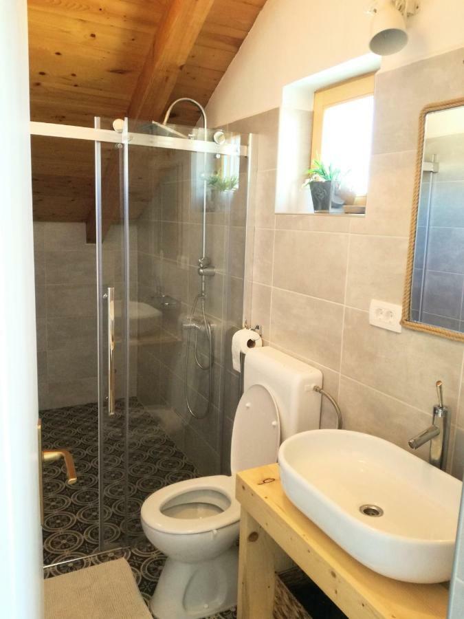 Apartment Cernesa Ražanac Dış mekan fotoğraf
